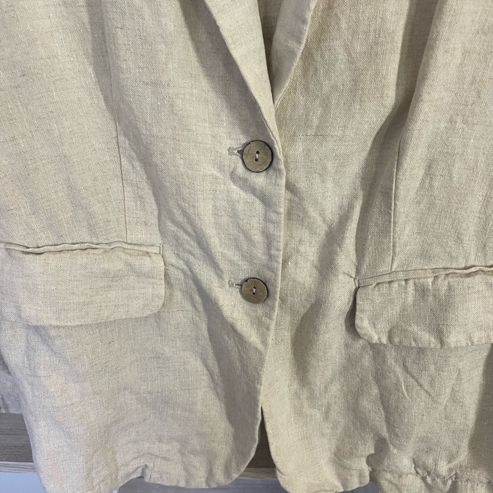 Linen blazer - Picture 2 of 7